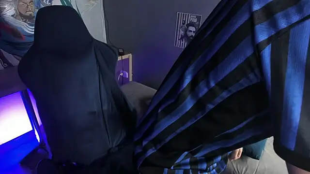 Criss Adams online show from January 12, 2:28 am