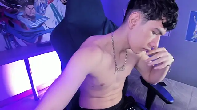 Criss Adams online show from March 4, 2:28 am