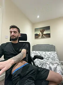 Snapshot of Juliann69Ramiro chatting on January 15, 8:23 pm Juliann69Ramiro online show from January 15, 8:23 pm