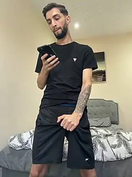 Snapshot of Juliann69Ramiro chatting on February 20, 3:34 pm Juliann69Ramiro online show from February 20, 3:34 pm