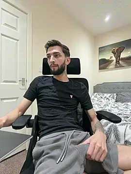 Snapshot of Juliann69Ramiro chatting on March 3, 9:21 pm Juliann69Ramiro online show from March 3, 9:21 pm