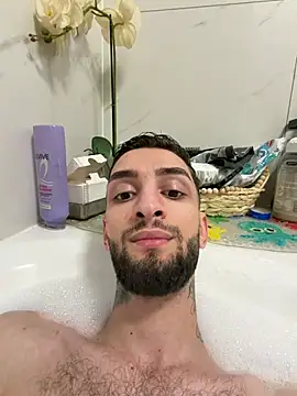 Snapshot of Juliann69Ramiro chatting on March 8, 8:45 pm Juliann69Ramiro online show from March 8, 8:45 pm