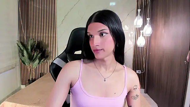 Snapshot of Bianca_baldwin_ chatting on December 14, 8:57 pm Bianca baldwin online show from December 14, 8:57 pm