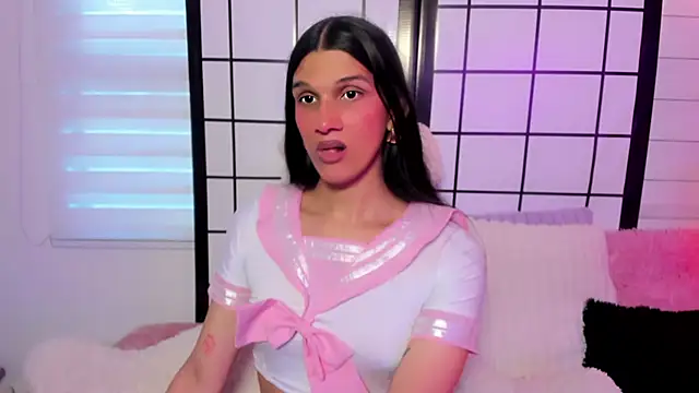 Snapshot of Bianca_baldwin_ chatting on June 28, 9:43 pm Bianca baldwin online show from June 28, 9:43 pm