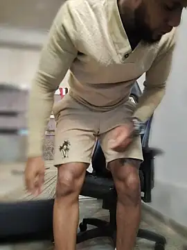 Snapshot of jay_jhonson01 chatting on March 5, 1:23 am jay jhonson01 online show from March 5, 1:23 am