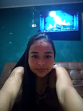 Snapshot of exotica_lui chatting on December 17, 4:02 pm exotica lui online show from December 17, 4:02 pm