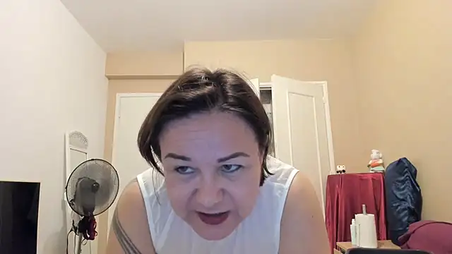 Snapshot of tantriquegirl06 chatting on June 21, 7:38 pm tantriquegirl06 online show from June 21, 7:38 pm