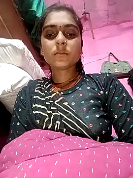 Snapshot of Cutsedi83 chatting on December 14, 4:34 pm Cutsedi83 online show from December 14, 4:34 pm