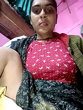 Snapshot of Cutsedi83 chatting on December 16, 2:49 am Cutsedi83 online show from December 16, 2:49 am