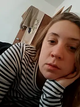 Snapshot of dixielover1229 chatting on January 17, 4:54 pm dixielover1229 online show from January 17, 4:54 pm