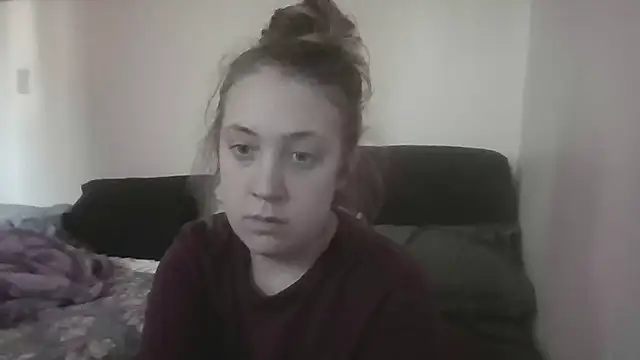 Snapshot of dixielover1229 chatting on February 11, 9:31 pm dixielover1229 online show from February 11, 9:31 pm