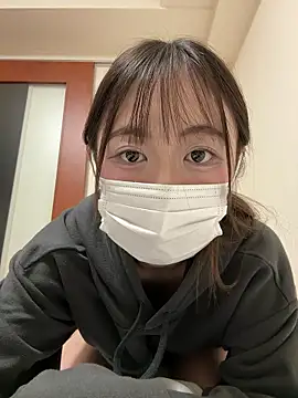 Snapshot of shuka-xoxo chatting on February 2, 4:17 pm shuka-xoxo online show from February 2, 4:17 pm