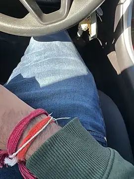 Snapshot of rohitgun023 chatting on December 17, 4:46 pm rohitgun023 online show from December 17, 4:46 pm