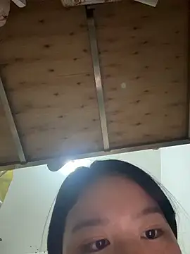 Snapshot of Kawaii-P chatting on December 17, 12:22 pm Kawaii-P online show from December 17, 12:22 pm