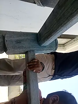 Snapshot of Amit__okay chatting on December 16, 6:51 am Amit okay online show from December 16, 6:51 am