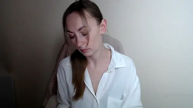 LiaSeass  online show from June 17, 11:56 am