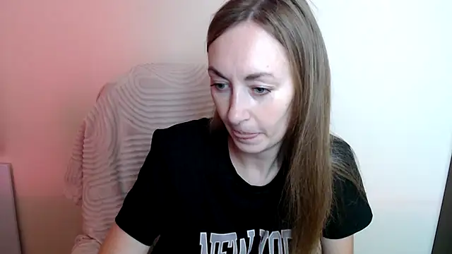 LiaSeass  online show from July 2, 11:05 am