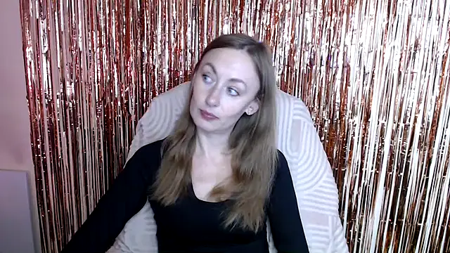 LiaSeass  online show from July 11, 12:41 pm
