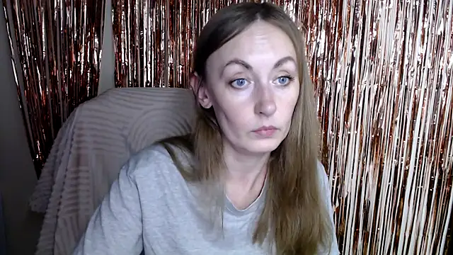 LiaSeass  online show from July 26, 12:23 pm