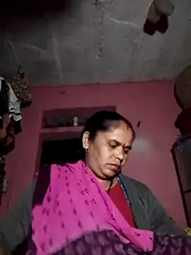 Snapshot of Cut_itri383 chatting on December 13, 9:42 pm Cut itri383 online show from December 13, 9:42 pm