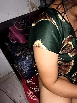 Snapshot of Desi_bhabhi299 chatting on May 2, 5:29 pm Desi bhabhi299 online show from May 2, 5:29 pm