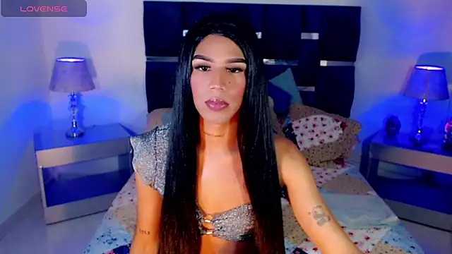 danielaacostats online show from December 14, 2:22 pm