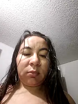 Snapshot of hantria_angels chatting on December 18, 10:32 am hantria angels online show from December 18, 10:32 am