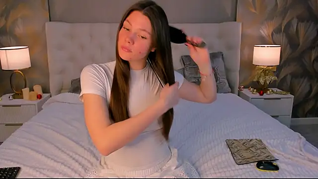 LINA RAINER online show from January 10, 10:17 am