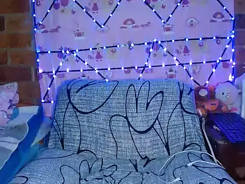 LunaVinxxen online show from February 12, 4:40 am