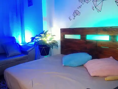 Snapshot of Catalinajoyful chatting on February 21, 4:13 am Catalinajoyful online show from February 21, 4:13 am