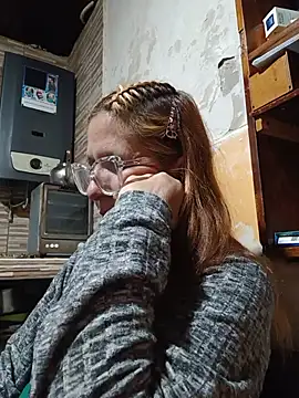 Snapshot of cari75 chatting on June 29, 7:14 pm cari75 online show from June 29, 7:14 pm