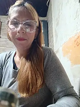 Snapshot of cari75 chatting on July 8, 7:07 pm cari75 online show from July 8, 7:07 pm