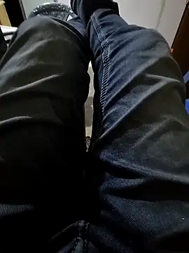 Snapshot of SHARIF12123 chatting on February 13, 5:31 pm SHARIF12123 online show from February 13, 5:31 pm