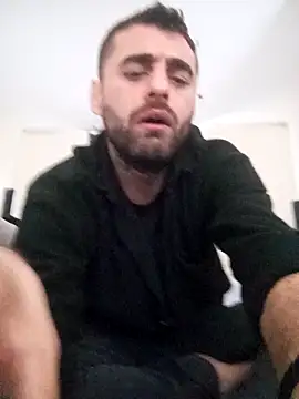 Snapshot of Ogulcan834 chatting on October 8, 6:11 am Ogulcan834 online show from October 8, 6:11 am