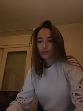 SweetNovaa online show from December 16, 11:21 pm