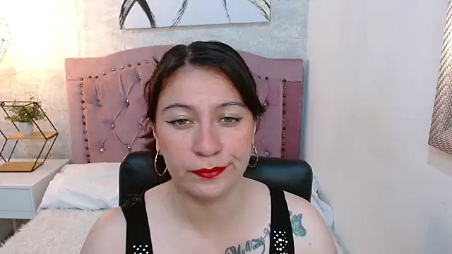 amanda rousee online show from January 8, 12:29 pm