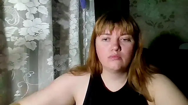 Snapshot of swett_girll chatting on December 16, 7:52 pm swett girll online show from December 16, 7:52 pm