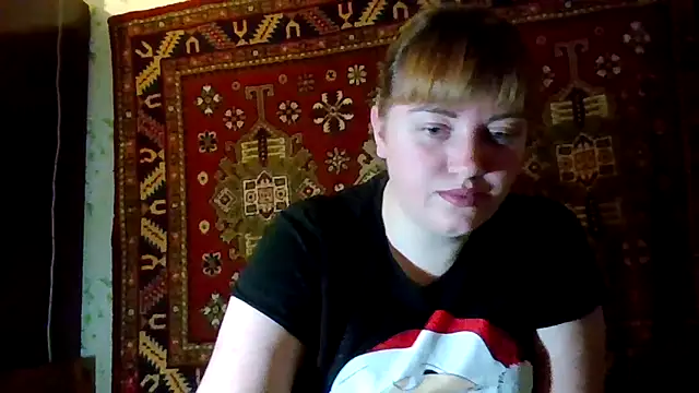 Snapshot of swett_girll chatting on December 17, 3:29 pm swett girll online show from December 17, 3:29 pm