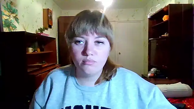 Snapshot of swett_girll chatting on January 11, 4:12 pm swett girll online show from January 11, 4:12 pm