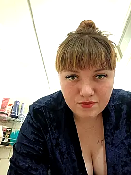 Snapshot of swett_girll chatting on January 12, 4:56 pm swett girll online show from January 12, 4:56 pm