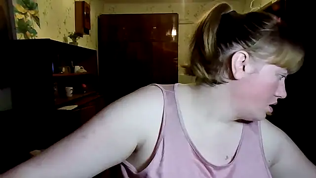 Snapshot of swett_girll chatting on February 1, 4:49 pm swett girll online show from February 1, 4:49 pm