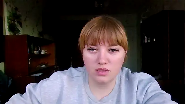 Snapshot of swett_girll chatting on February 3, 3:06 pm swett girll online show from February 3, 3:06 pm