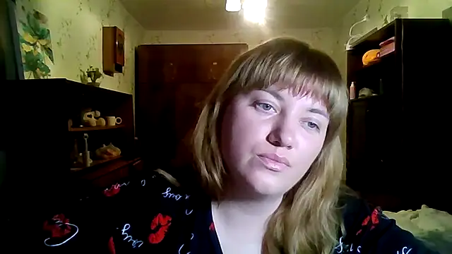 Snapshot of swett_girll chatting on February 22, 5:00 pm swett girll online show from February 22, 5:00 pm