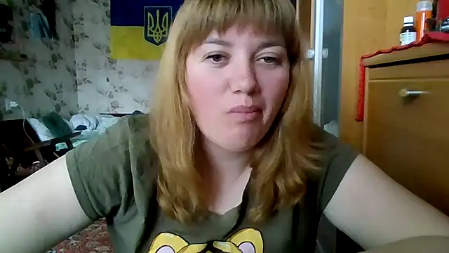 Snapshot of swett_girll chatting on March 21, 11:26 am swett girll online show from March 21, 11:26 am