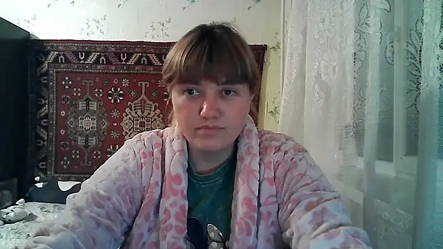 Snapshot of swett_girll chatting on April 30, 10:25 pm swett girll online show from April 30, 10:25 pm