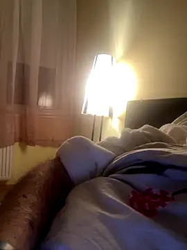 csikar online show from December 17, 5:46 am