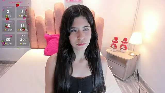 Snapshot of SamanthaHill2 chatting on December 15, 7:51 pm SamanthaHill2 online show from December 15, 7:51 pm