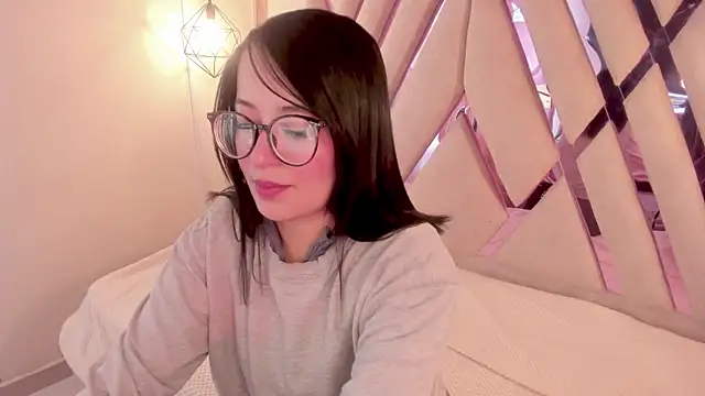 Lovely-martina online show from February 25, 12:48 pm