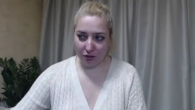 sweetpussy13 online show from March 18, 6:49 am