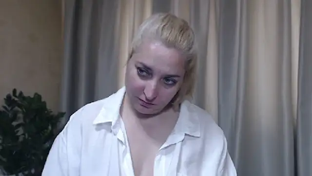 sweetpussy13 online show from June 5, 5:36 am